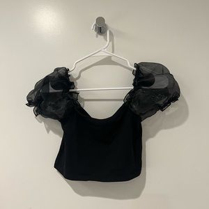 Cute Topshop crop top with puff sleeves
